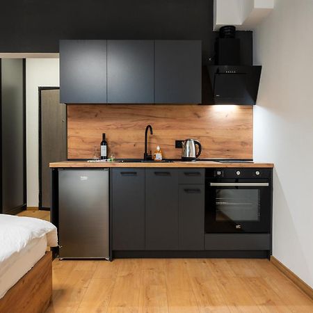 Casa Central Apartments سكوبجي المظهر الخارجي الصورة