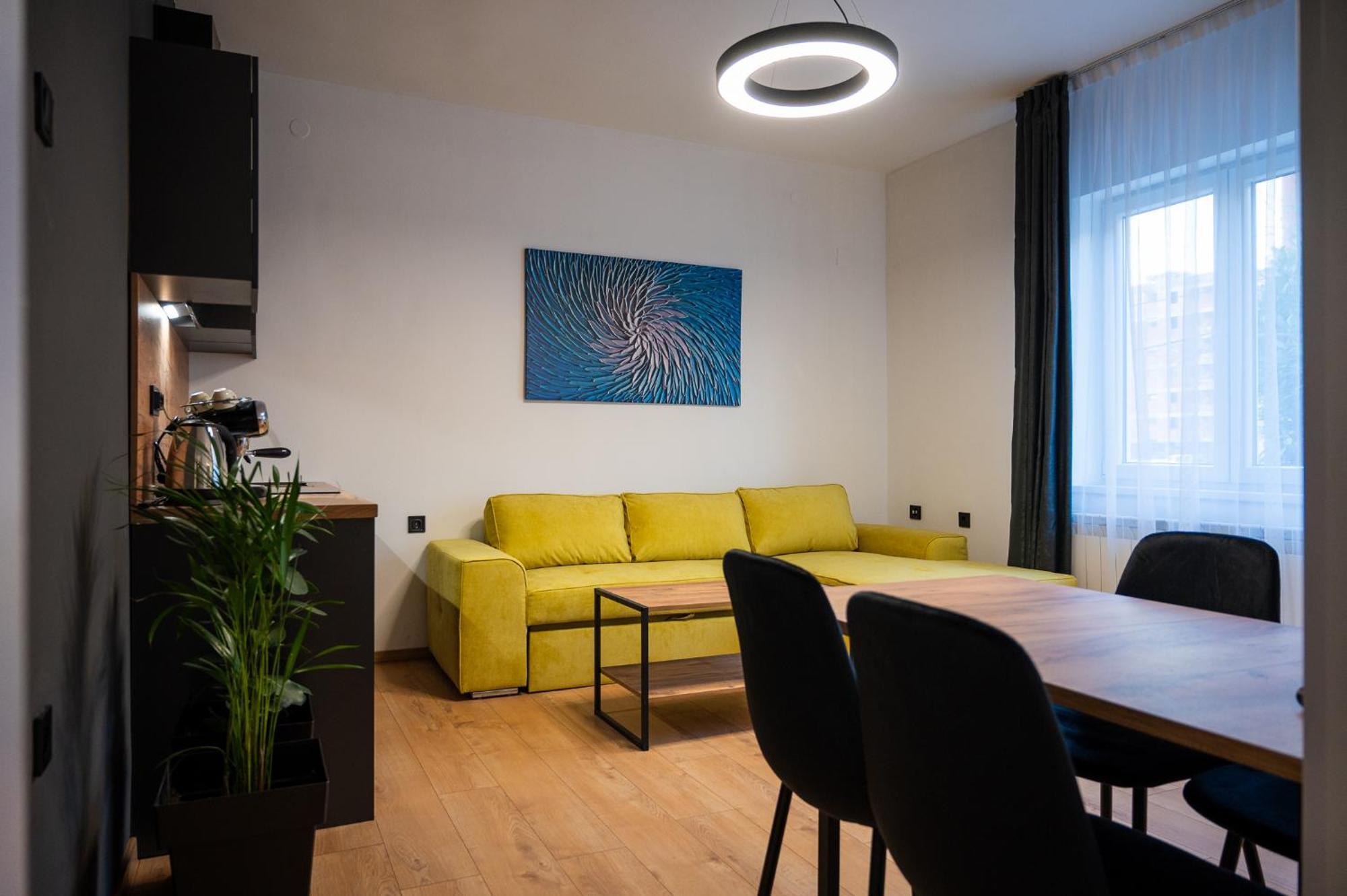 Casa Central Apartments سكوبجي المظهر الخارجي الصورة