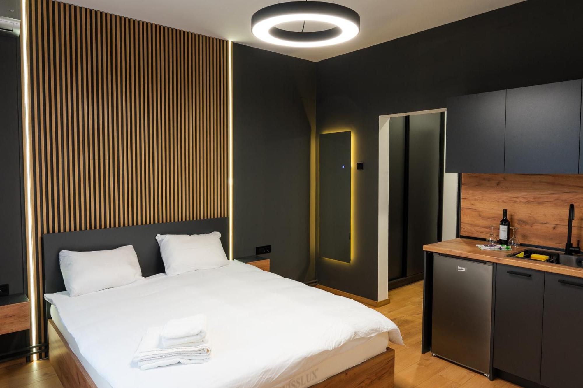 Casa Central Apartments سكوبجي المظهر الخارجي الصورة