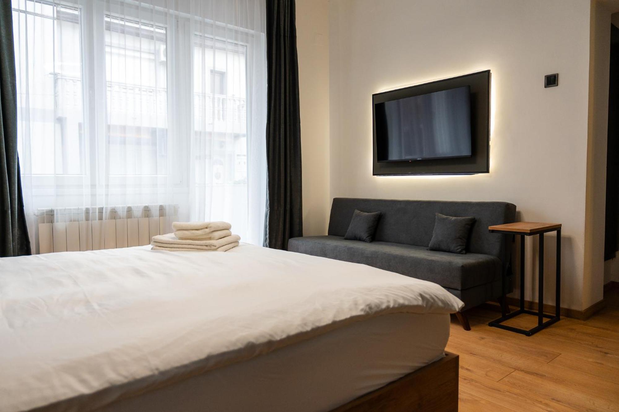 Casa Central Apartments سكوبجي المظهر الخارجي الصورة