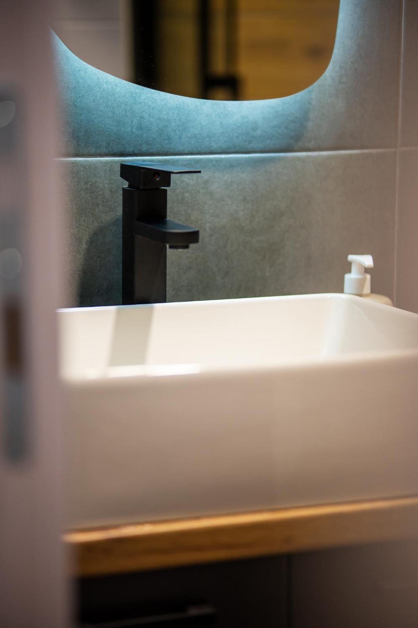 Casa Central Apartments سكوبجي المظهر الخارجي الصورة